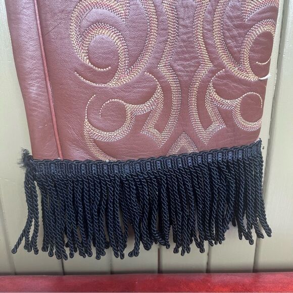 Nucona Boot Shaft Handmade Bag with Fringe - Picture 5 of 10
